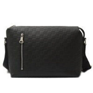 Louis Vuitton Messenger Damier Infini Discovery Bag Black Shoulder